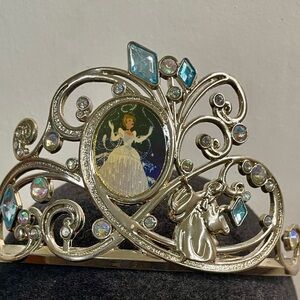Cinderella tiara crown great quality made by Disney one size fits most